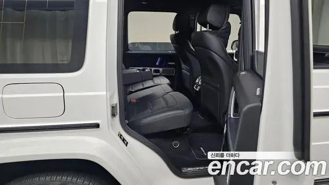 Mercedes-Benz G-Class 2021 — Photo 11/30