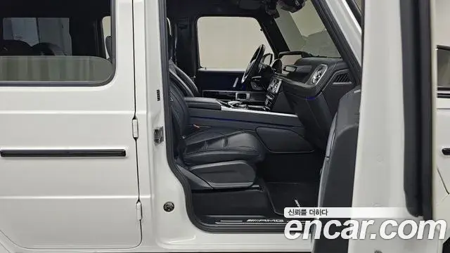 Mercedes-Benz G-Class 2021 — Photo 29/30
