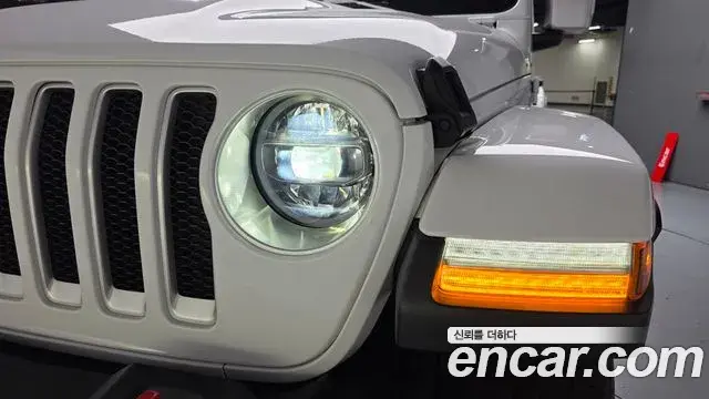 Jeep Wrangler 2020 — Şəkil 23/30