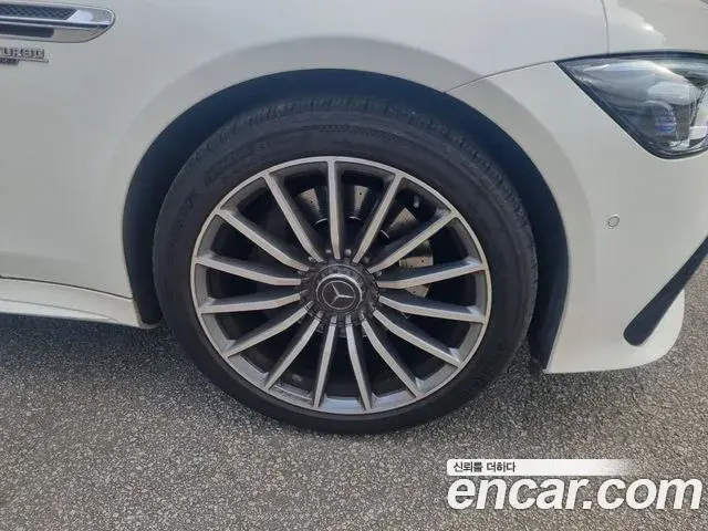 Mercedes-Benz AMG GT 2020 — ფოტო 15/20