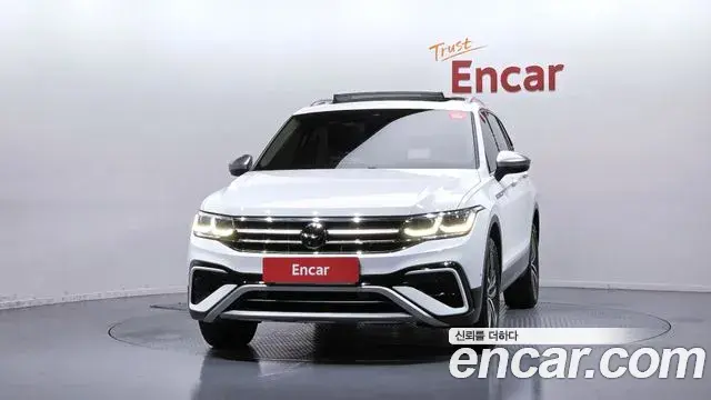 Volkswagen Tiguan Allspace 2023 — ფოტო 12/33