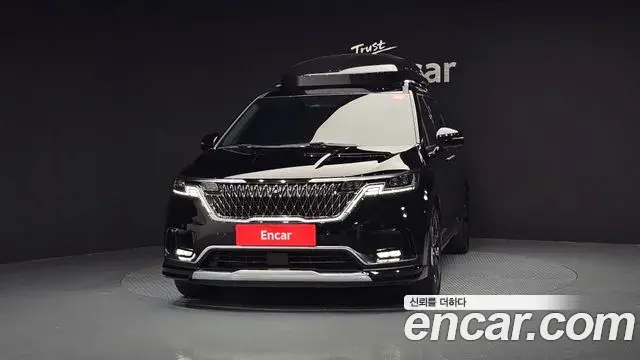 Kia Carnival 2020 — Фото 3/20