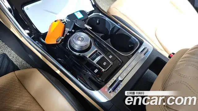 Kia Carnival 2020 — Фото 9/20