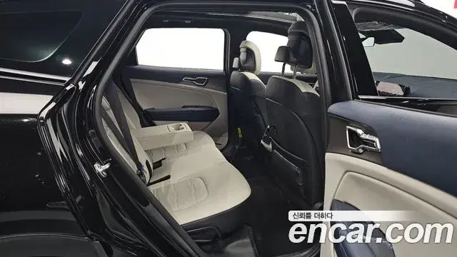 Kia Sportage 2025 — ფოტო 28/36