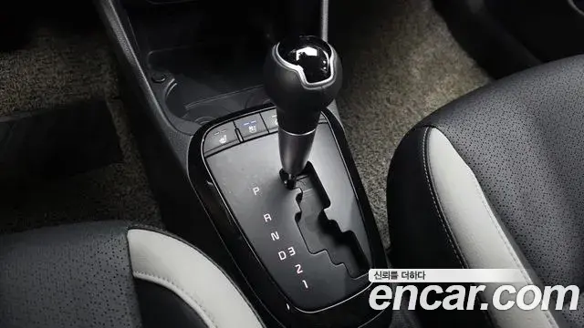 Kia Morning Urban 2021 — Şəkil 10/30