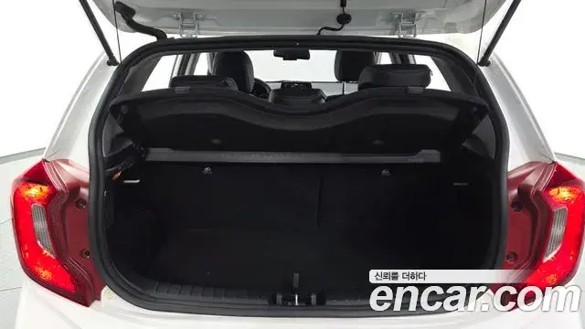 Kia Morning Urban 2021 — Şəkil 8/30