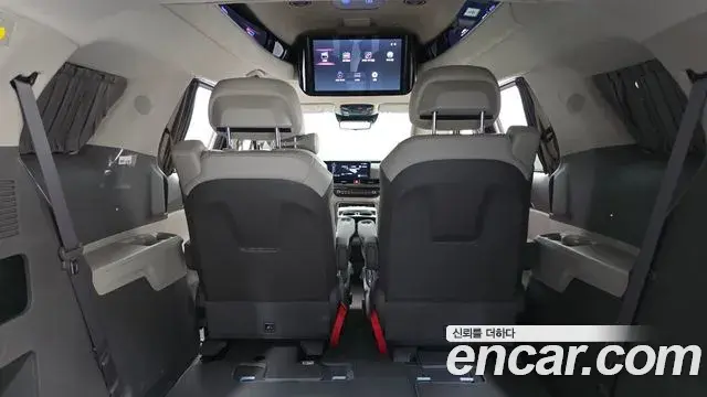 Kia Carnival 2024 — ფოტო 4/20