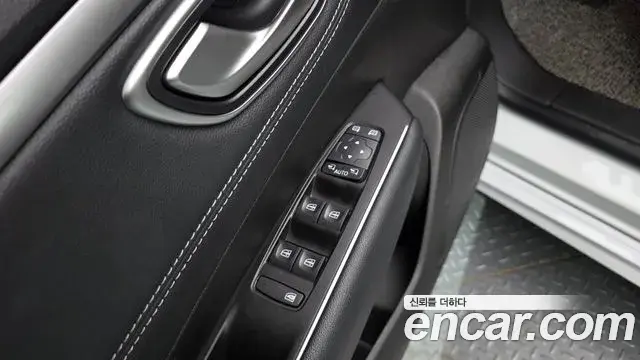 Renault Samsung SM6 2023 — Фото 19/20