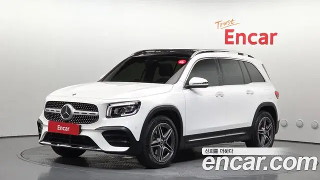 Mercedes-Benz GLB-Class 2022 — Фото 1/20