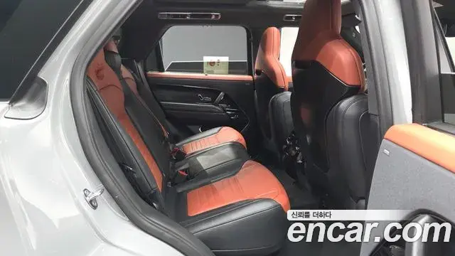 Land Rover Range Rover Sport 2025 — ფოტო 17/20
