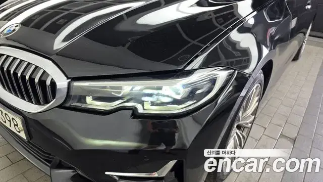 BMW 3 Series 2019 — Şəkil 4/30