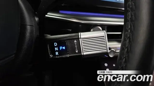 Hyundai Grandeur Hybrid 2023 — ფოტო 32/35
