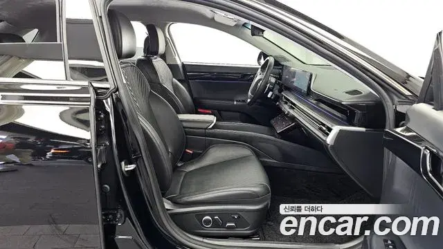 Hyundai Grandeur Hybrid 2023 — ფოტო 17/35