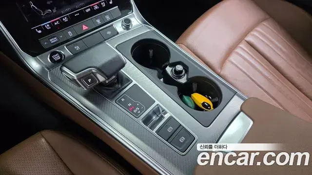 Audi A6 2021 — Şəkil 8/35