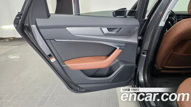 Audi A6 2021 — Şəkil 18/35