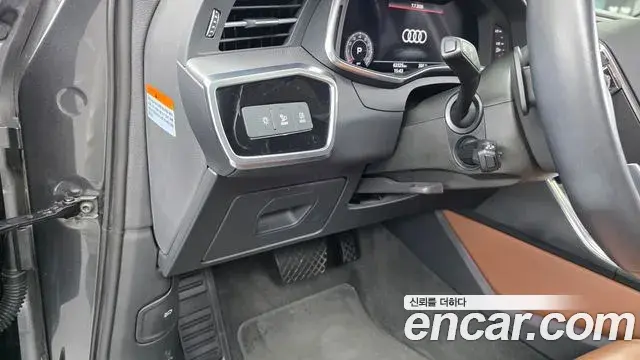 Audi A6 2021 — Şəkil 19/35