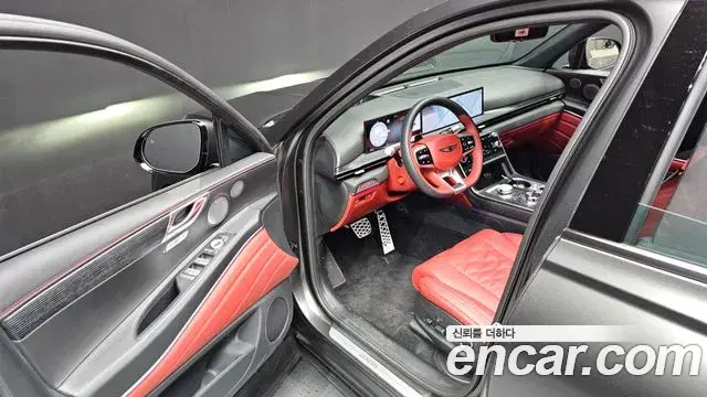 Genesis GV80 Coupe 2025 — Фото 10/20