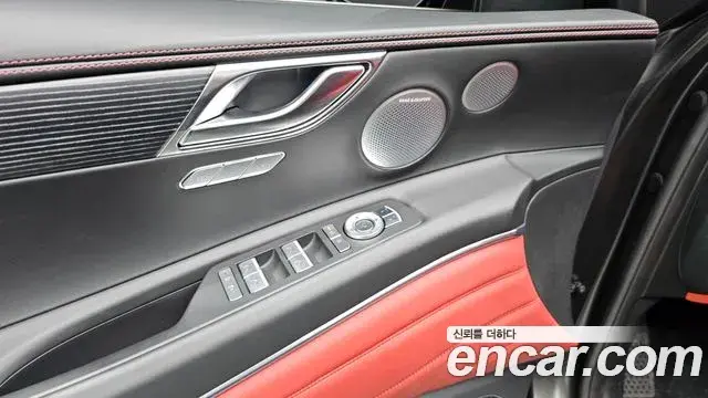 Genesis GV80 Coupe 2025 — Şəkil 11/31