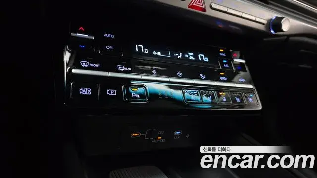 Hyundai Grandeur Hybrid 2023 — ფოტო 30/32