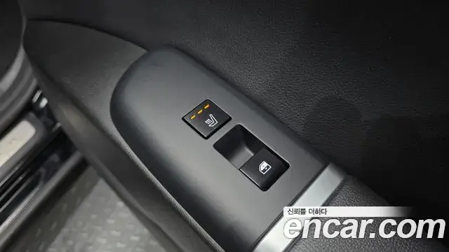 Hyundai Grandeur Hybrid 2023 — ფოტო 11/32