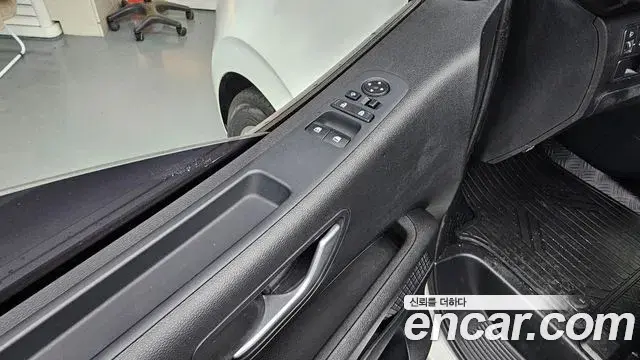 Hyundai Staria 2022 — Şəkil 9/30