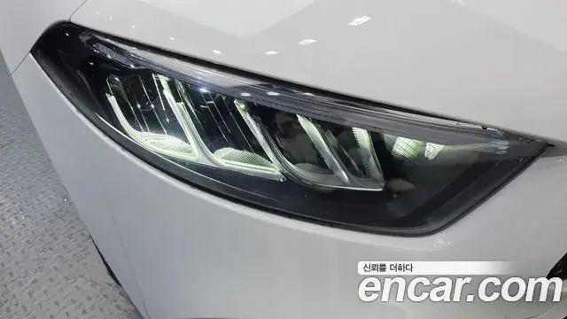 Mercedes-Benz A-Class 2025 — Photo 10/31