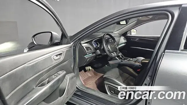 Renault Samsung SM6 2023 — ფოტო 14/32