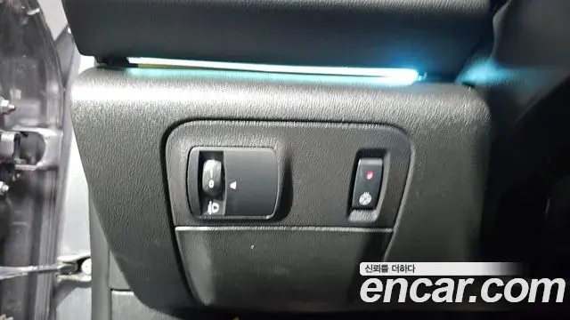 Renault Samsung SM6 2023 — ფოტო 30/32