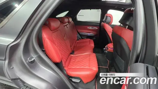 Genesis GV70 2022 — Şəkil 22/33