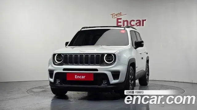 Jeep Renegade 2023 — Şəkil 17/20