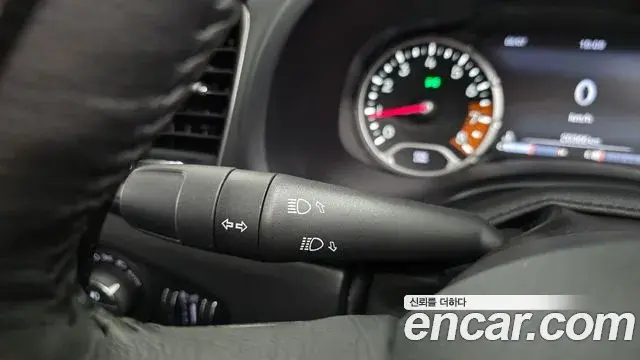 Jeep Renegade 2023 — Şəkil 14/20