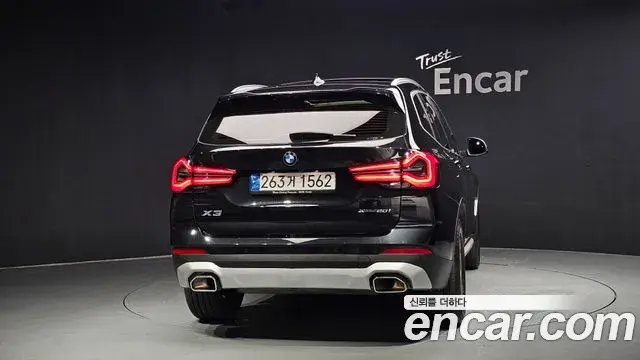 BMW X3 2022 — ფოტო 17/31