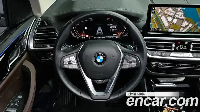 BMW X3 2022 — ფოტო 7/31