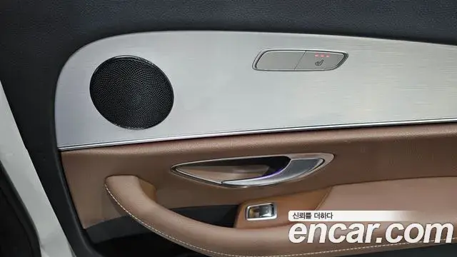 Mercedes-Benz E-Class 2020 — Şəkil 22/32