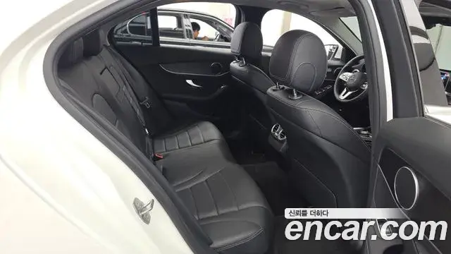 Mercedes-Benz C-Class 2021 — Фото 12/20