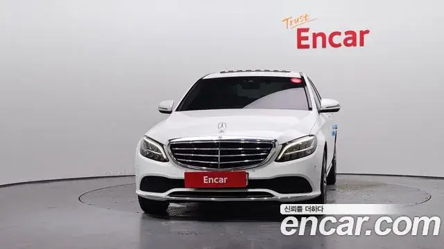 Mercedes-Benz C-Class 2019 — Фото 3/20