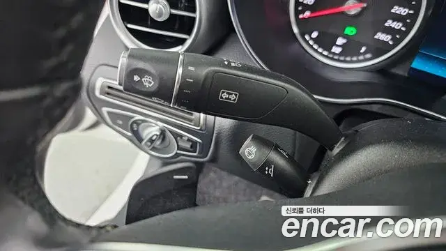Mercedes-Benz C-Class 2019 — Фото 18/20