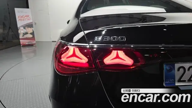 Mercedes-Benz E-Class 2025 — ფოტო 4/32