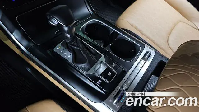 Kia Carnival 2021 — Фото 9/20