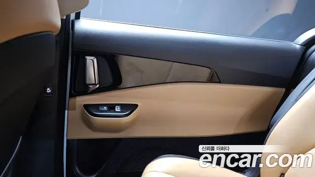 Kia Carnival 2021 — Şəkil 2/30