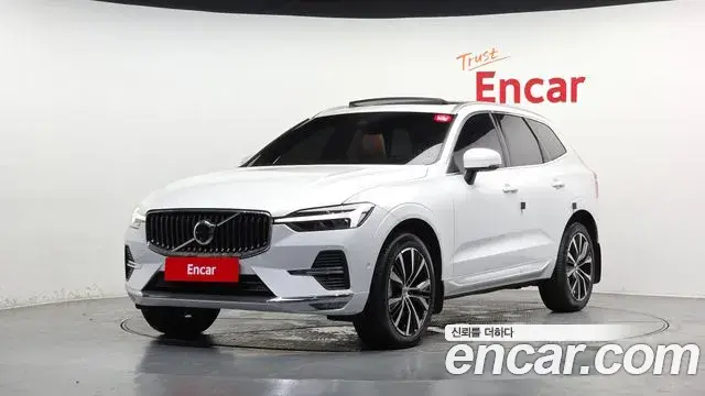 Volvo XC60 2025 — Photo 4/20