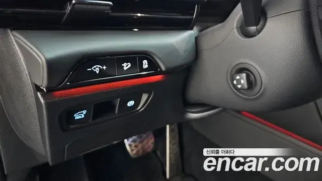 Genesis GV80 Coupe 2025 — Фото 19/20
