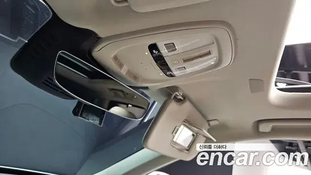 Volvo XC90 2023 — ფოტო 8/20