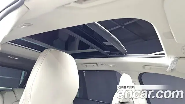 Volvo XC90 2023 — ფოტო 2/20