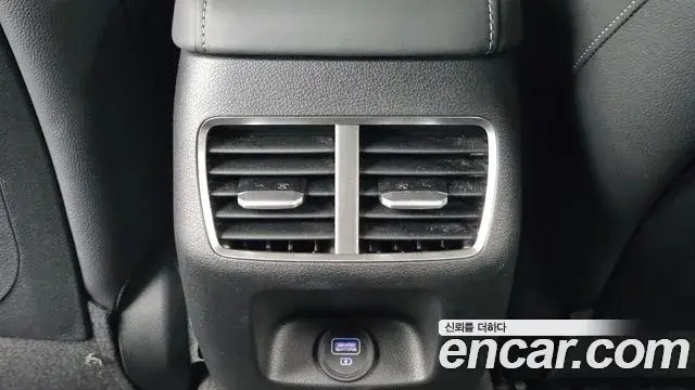Hyundai Sonata Hybrid 2021 — ფოტო 17/30