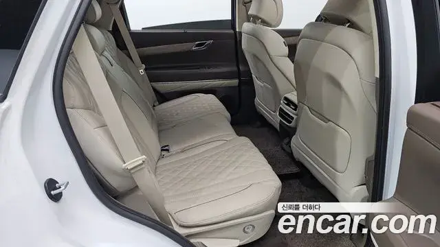 Genesis GV80 2021 — ფოტო 8/20