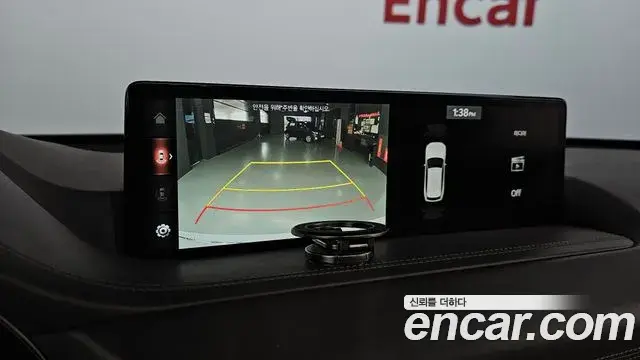 Genesis GV80 2021 — ფოტო 17/20