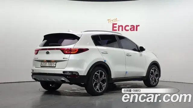 Kia Sportage The Bold 2019 — Фото 2/20