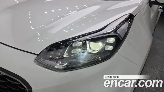 Kia Sportage The Bold 2019 — ფოტო 4/35
