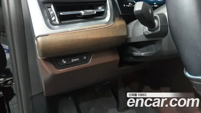 BMW 2 Series Active Tourer 2025 — ფოტო 5/32